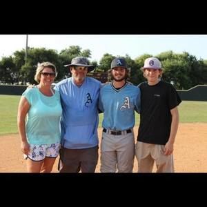 Meet your Posher, Chase